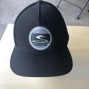 Cobra Golf Black Fitted Hat. L/XL. Mesh back